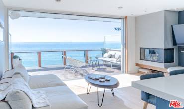 20638 Pacific Coast Highway 10, Malibu, California 90265, 1 Bedroom Bedrooms, ,1 BathroomBathrooms,Residential Lease,Rent,20638 Pacific Coast Highway 10,24468363