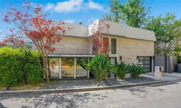 1433 Claridge Drive, Beverly Hills, California 90210, 4 Bedrooms Bedrooms, ,4 BathroomsBathrooms,Residential Lease,Rent,1433 Claridge Drive,WS24242768