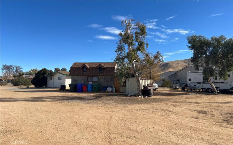 Storage barn