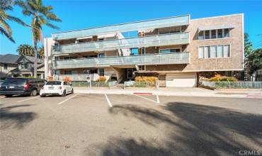 528 Cedar Avenue 1J, Long Beach, California 90802, 1 Bedroom Bedrooms, ,1 BathroomBathrooms,Residential,Buy,528 Cedar Avenue 1J,PW24152731