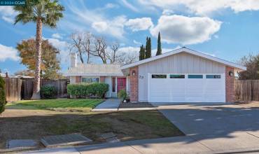 23 Rossmoor Ct