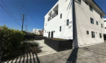 235 E 29th Street, Los Angeles, California 90011, 5 Bedrooms Bedrooms, ,5 BathroomsBathrooms,Residential Lease,Rent,235 E 29th Street,DW24239237