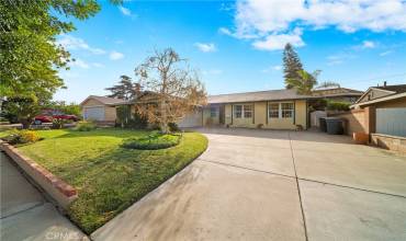 960 E Wanamaker Drive, Covina, California 91724, 3 Bedrooms Bedrooms, ,2 BathroomsBathrooms,Residential,Buy,960 E Wanamaker Drive,CV24243195