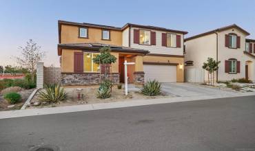 28229 Oak Perch Ct, Valley Center, California 92082, 4 Bedrooms Bedrooms, ,3 BathroomsBathrooms,Residential,Buy,28229 Oak Perch Ct,240027799SD