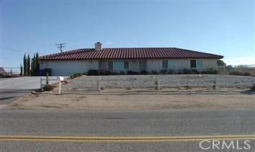 13691 1 st Avenue, Victorville, California 92395, 3 Bedrooms Bedrooms, ,2 BathroomsBathrooms,Residential Lease,Rent,13691 1 st Avenue,HD24243347