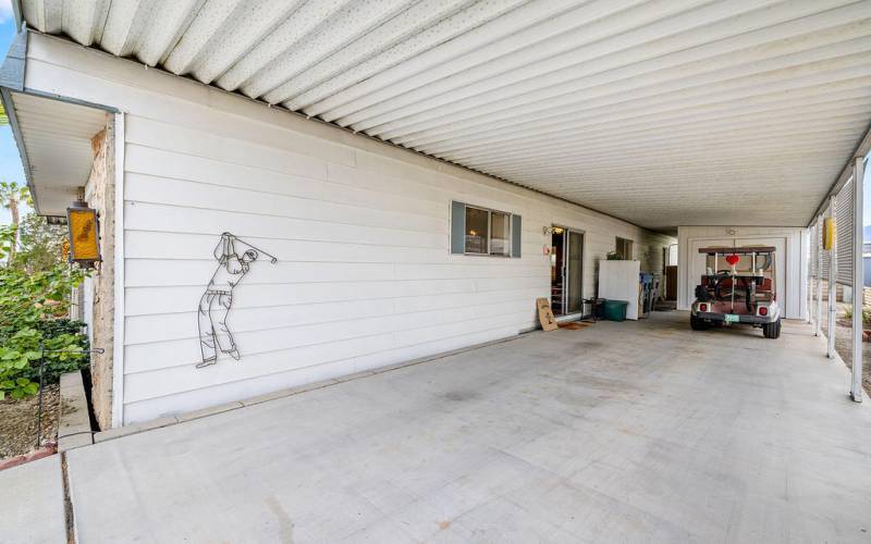 Parking & golf cart garage