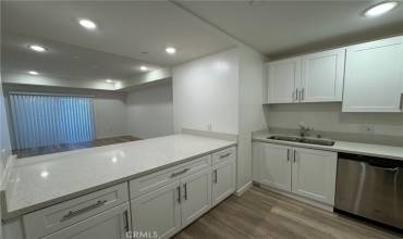 1025 S Berendo Street 209, Los Angeles, California 90006, 1 Bedroom Bedrooms, ,1 BathroomBathrooms,Residential Lease,Rent,1025 S Berendo Street 209,SR24243381