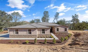 31658 Road 400, Coarsegold, California 93614, 4 Bedrooms Bedrooms, ,4 BathroomsBathrooms,Residential,Buy,31658 Road 400,FR24243503