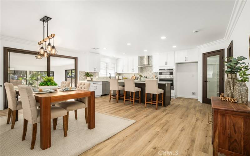 Spacious Chef's Kitchen and Dining Room