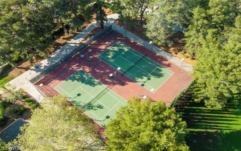 Community Park Tennis