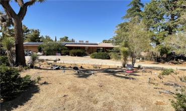 56814 Ivanhoe Drive, Yucca Valley, California 92284, 3 Bedrooms Bedrooms, ,2 BathroomsBathrooms,Residential,Buy,56814 Ivanhoe Drive,OC24244249