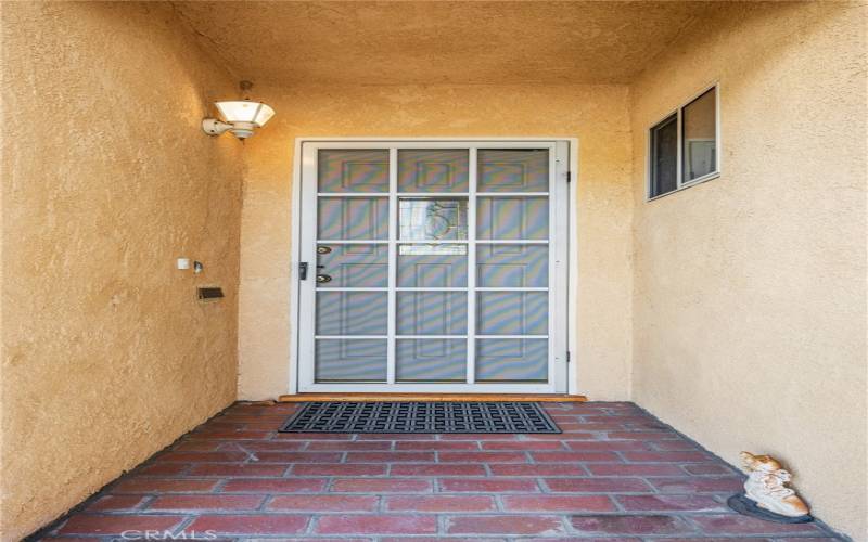 Neighborhood that still uses a screen door!