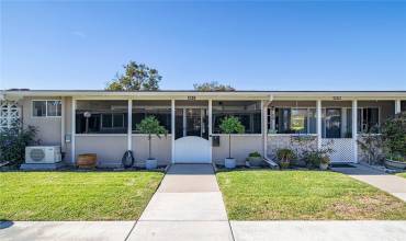 13881 Thunderbird Road 65C - M-1, Seal Beach, California 90740, 1 Bedroom Bedrooms, ,1 BathroomBathrooms,Residential,Buy,13881 Thunderbird Road 65C - M-1,PW24240417