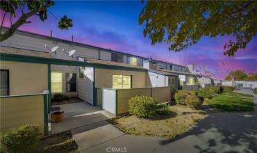 44526 15th Street E 10, Lancaster, California 93535, 2 Bedrooms Bedrooms, ,2 BathroomsBathrooms,Residential,Buy,44526 15th Street E 10,SR24244580