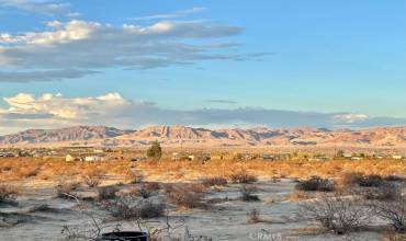 69570 Squaw Road, 29 Palms, California 92277, ,Land,Buy,69570 Squaw Road,IV24243949