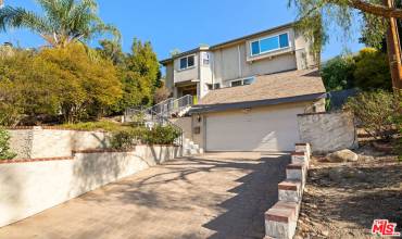 21801 Martinez Street, Woodland Hills, California 91364, 3 Bedrooms Bedrooms, ,3 BathroomsBathrooms,Residential Lease,Rent,21801 Martinez Street,24470037