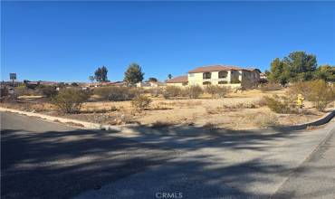 17879 Siskiyou Road, Apple Valley, California 92307, ,Land,Buy,17879 Siskiyou Road,IV24245280