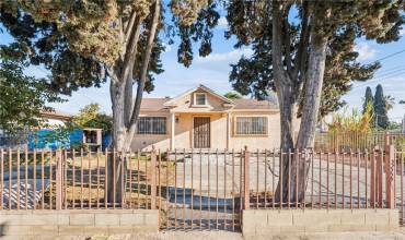 2853 E 6th Street, Los Angeles, California 90023, 3 Bedrooms Bedrooms, ,2 BathroomsBathrooms,Residential Income,Buy,2853 E 6th Street,PW24244781