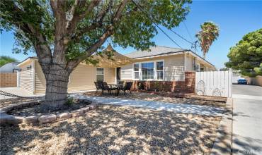 3111 W Avenue L8, Lancaster, California 93536, 19 Bedrooms Bedrooms, ,2 BathroomsBathrooms,Residential,Buy,3111 W Avenue L8,SR24171428