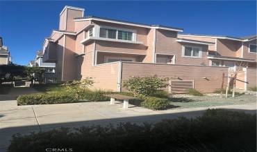 2800 Plaza Del Amo 278, Torrance, California 90503, 2 Bedrooms Bedrooms, ,3 BathroomsBathrooms,Residential Lease,Rent,2800 Plaza Del Amo 278,PV24235501