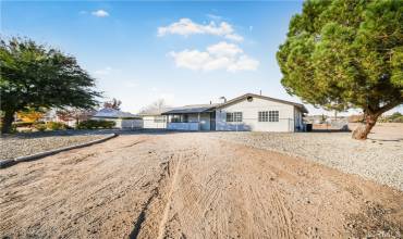 8020 Royce Avenue, Hesperia, California 92345, 3 Bedrooms Bedrooms, ,2 BathroomsBathrooms,Residential,Buy,8020 Royce Avenue,SR24245820