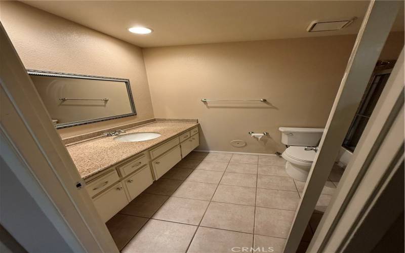 2nd Bathroom