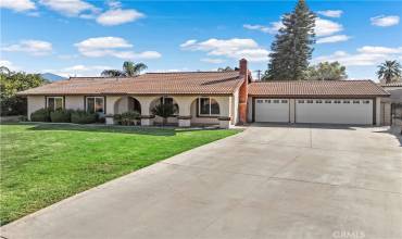 177 Channing Street, Redlands, California 92373, 4 Bedrooms Bedrooms, ,1 BathroomBathrooms,Residential,Buy,177 Channing Street,CV24238727