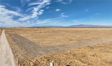 72 W Avenue C, Lancaster, California 93536, ,Land,Buy,72 W Avenue C,SR24247144