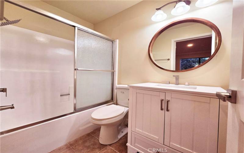 2nd bathroom