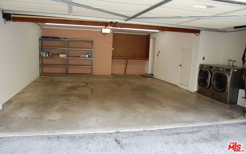 Garage with Laundry