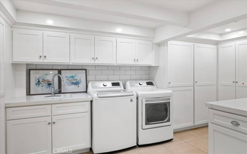 Spacious laundry room