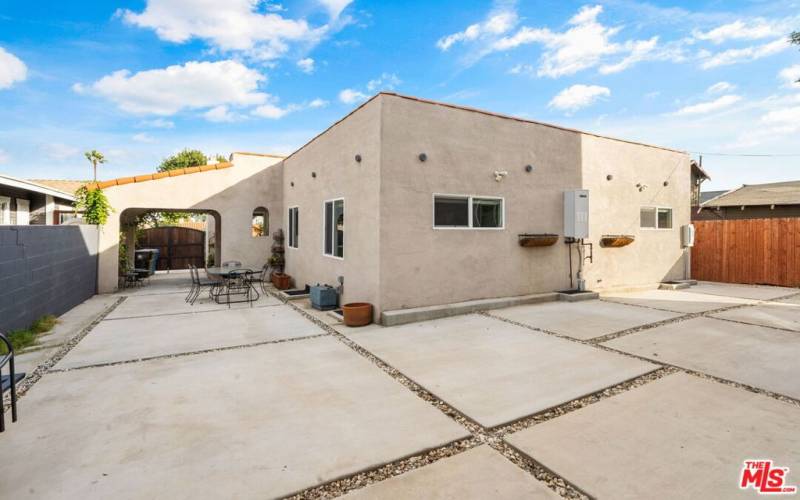 view of outside patio