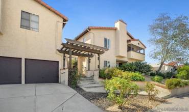 3784 33rd St. 9, San Diego, California 92104, 2 Bedrooms Bedrooms, ,1 BathroomBathrooms,Residential,Buy,3784 33rd St. 9,240028242SD