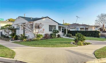 1448 N Niagara Street, Burbank, California 91505, 3 Bedrooms Bedrooms, ,2 BathroomsBathrooms,Residential Lease,Rent,1448 N Niagara Street,SR24247415