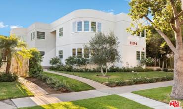 1134 17th Street A, Santa Monica, California 90403, 1 Bedroom Bedrooms, ,1 BathroomBathrooms,Residential Lease,Rent,1134 17th Street A,24471017