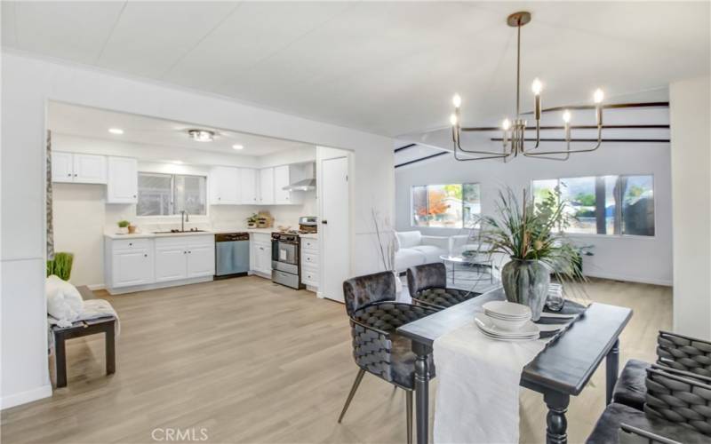 Dining area off kitchen