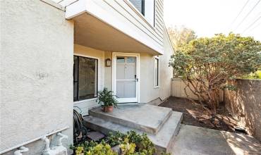 395 Deerfield Avenue 81, Irvine, California 92606, 3 Bedrooms Bedrooms, ,2 BathroomsBathrooms,Residential Lease,Rent,395 Deerfield Avenue 81,OC24247059