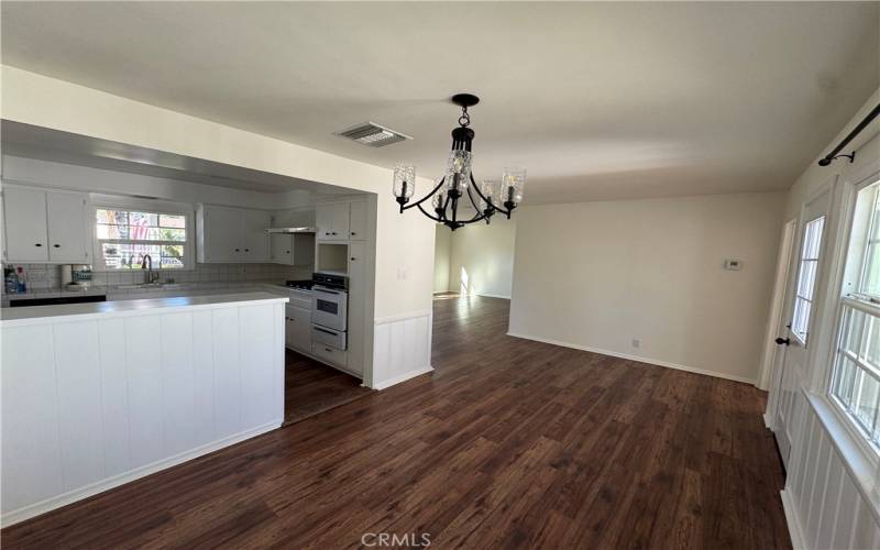 Dining Room Reverse Angle