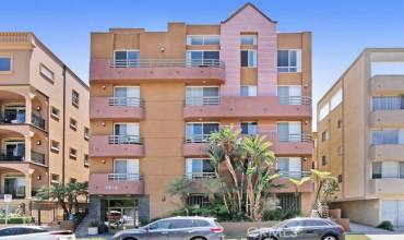 8614 Burton Way 302, Los Angeles, California 90048, 1 Bedroom Bedrooms, ,1 BathroomBathrooms,Residential Lease,Rent,8614 Burton Way 302,NP24245360