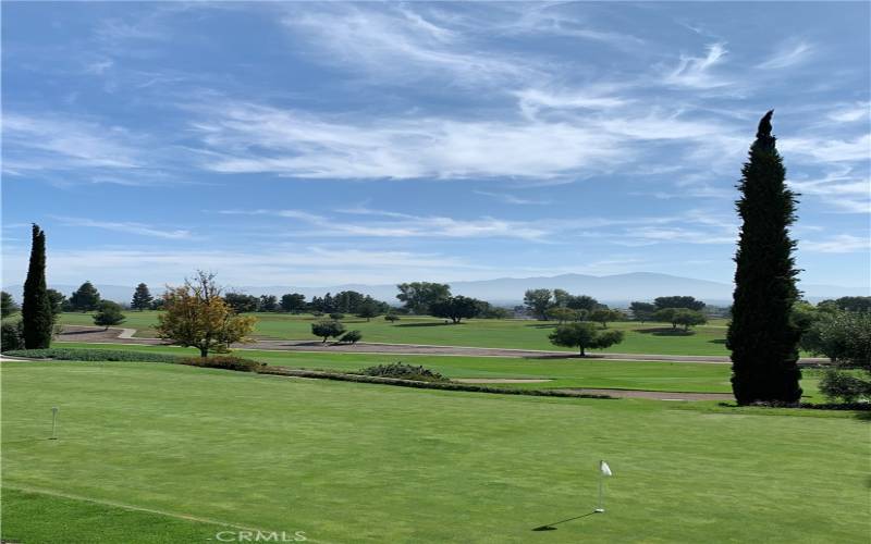 27-HOLE GOLF COURSE VIEW