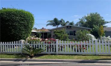 10062 Flanner Avenue, Garden Grove, California 92840, 4 Bedrooms Bedrooms, ,1 BathroomBathrooms,Residential,Buy,10062 Flanner Avenue,PW24245234