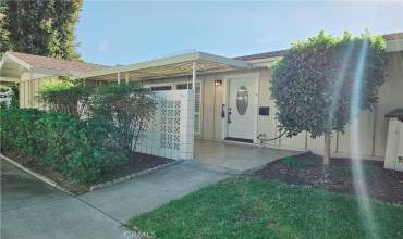 716 Avenida Majorca C, Laguna Woods, California 92637, 2 Bedrooms Bedrooms, ,2 BathroomsBathrooms,Residential,Buy,716 Avenida Majorca C,OC24244603