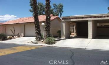 49409 Eisenhower Drive, Indio, California 92201, 2 Bedrooms Bedrooms, ,2 BathroomsBathrooms,Residential Lease,Rent,49409 Eisenhower Drive,IV24248239