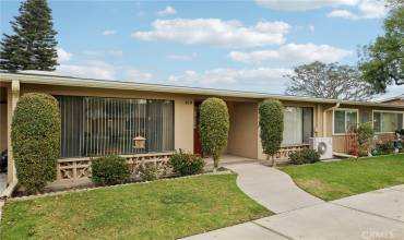 1320 Knollwood Road 42B, Seal Beach, California 90740, 2 Bedrooms Bedrooms, ,1 BathroomBathrooms,Residential,Buy,1320 Knollwood Road 42B,PW24249133