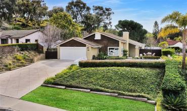 Large Driveway and private front yard