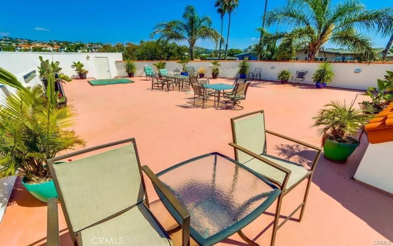 Community Rooftop Deck with Ocean Views