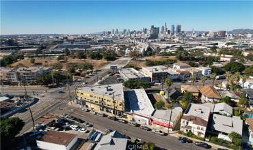 760 S Boyle Avenue B, Los Angeles, California 90023, ,Commercial Lease,Rent,760 S Boyle Avenue B,OC24247523