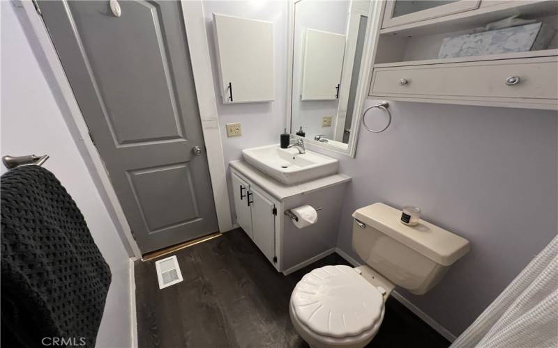 Main Bathroom