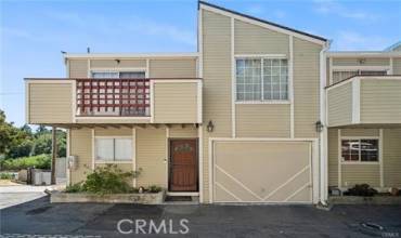 7568 Mountain Boulevard 12, Oakland, California 94605, 2 Bedrooms Bedrooms, ,1 BathroomBathrooms,Residential,Buy,7568 Mountain Boulevard 12,CV24246993