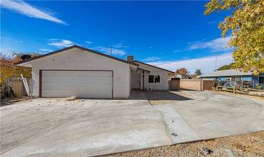 45007 Logue Court, Lancaster, California 93535, 4 Bedrooms Bedrooms, ,3 BathroomsBathrooms,Residential,Buy,45007 Logue Court,SR24245883